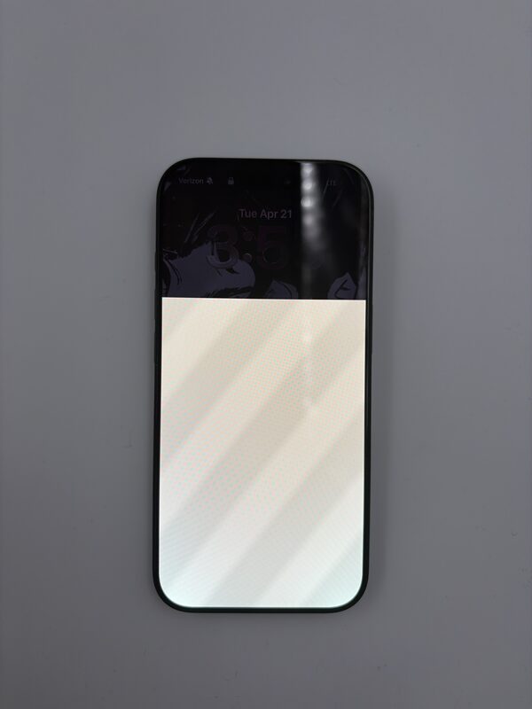 iphone 16 pro iphone 16 pro cracked glass screen replacement (premium) before repair
