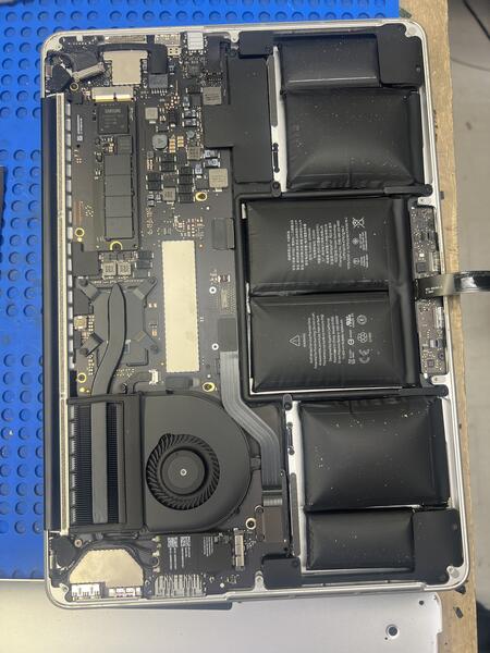 macbook pro battery not holding charge ucf