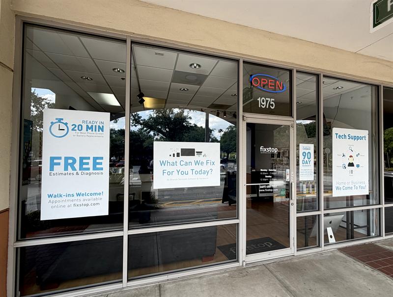 FixStop repair shop storefront in Orlando, Florida